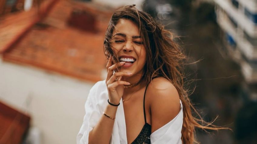 Con esta impresionate FOTO Danna Paola recibe San Valentín