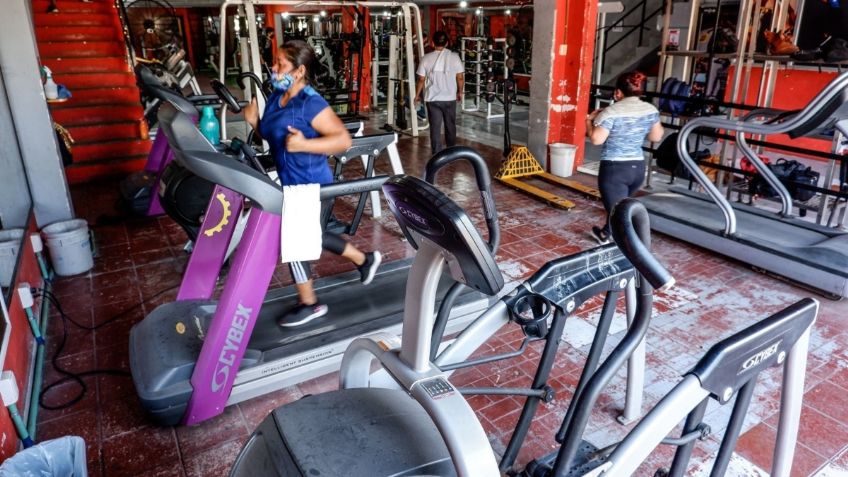 Gimnasios abren con poca asistencia