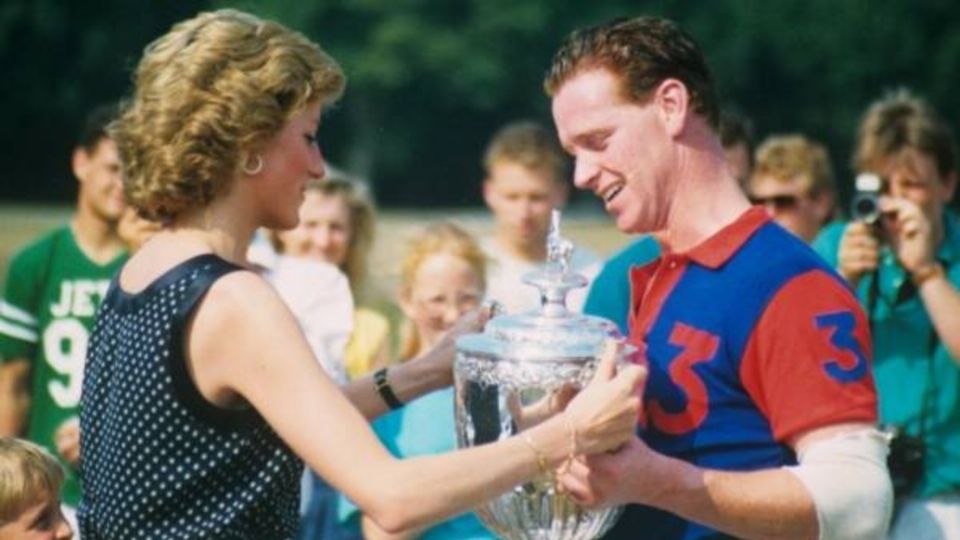 Diana de Gales y Hewitt tuvieron una relación de 5 años. Foto: Especial