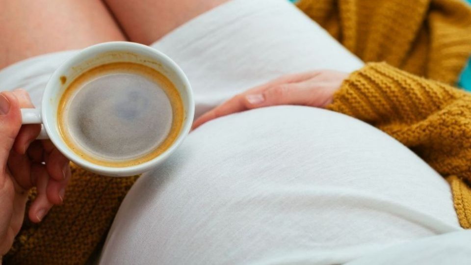 Mujeres embarazadas no pueden consumir muchos tés. Les dejamos los que si pueden. Foto: Especial