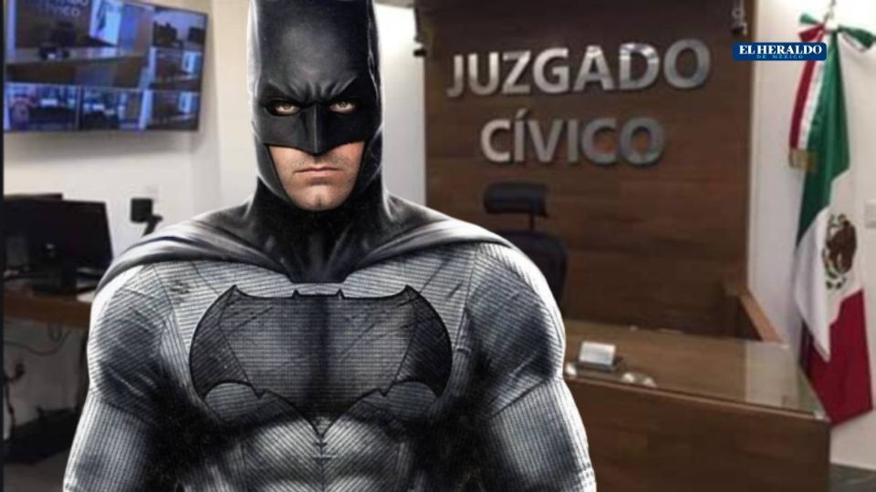 El abogado Batman trabaja en los juzgados de México