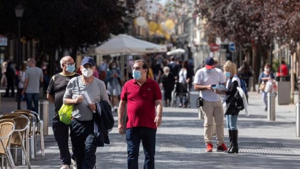 Algunas comunidades relajan sus medidas