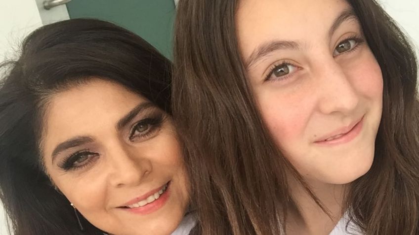 Vicky, hija de Victoria Ruffo, derrocha BELLEZA con sorprendente look y costosas prendas: FOTOS