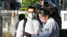 Aplican segunda dosis de la vacuna anticovid a personal de salud en Jalisco