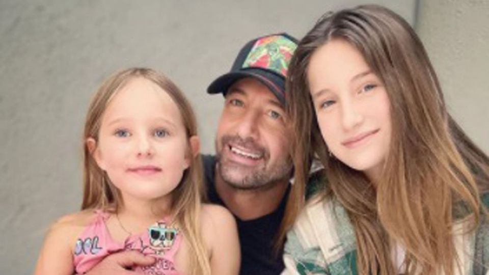 Gabriel Soto festejó con sus hijas Elisa Marie y Miranda, quienes cumplieron 12 años y 7 años, respectivamente. Foto: Instagram