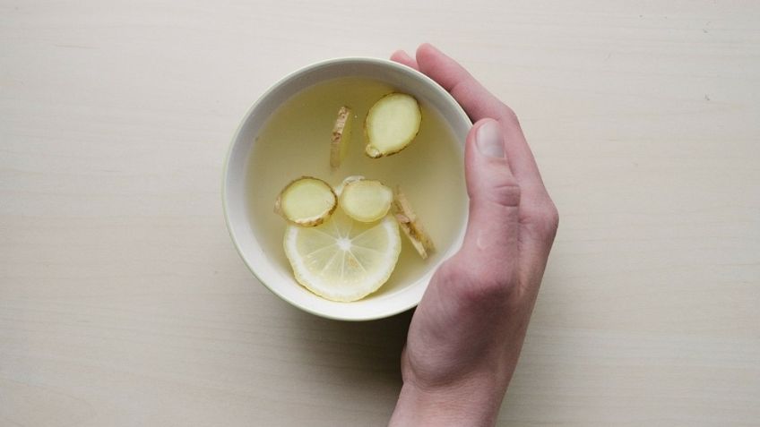 Té de jengibre con limón tiene propiedades curativas; tómalo si padeces gastritis