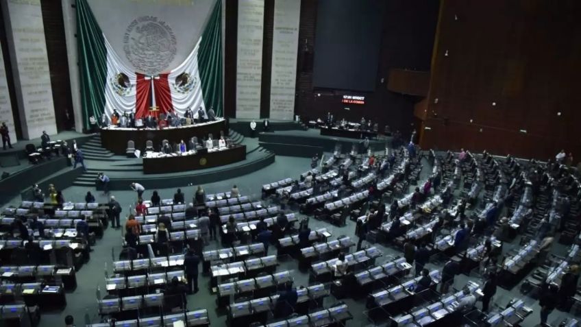 Diputados aprueban en lo general reforma eléctrica de López Obrador