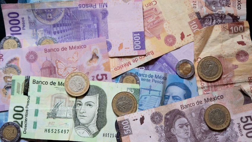 ¿Cómo cerró el peso hoy 24 de febrero del 2021?