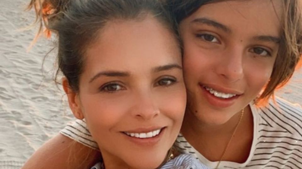 La actriz Grettell Valdez contó con mucha felicidad que su hijo Santino, de 12 años, ya tiene novia. Foto: Especial