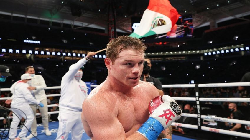 Saúl "El Canelo" Álvarez ya es toda ¡una LEYENDA!; plasmó sus huellas en Hollywood