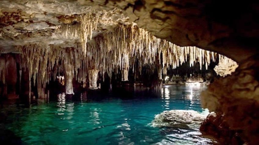 Hallan envoltura de palomitas de hace 25 años en cenote de Yucatán: VIDEO