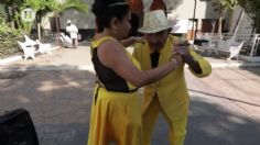 ¡Ritmazo! Así se baila danzón en el barrio de Iztacalco con Fernanda Tapia