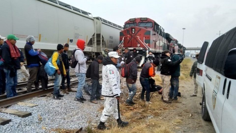 50 personas viajaban en los vagones