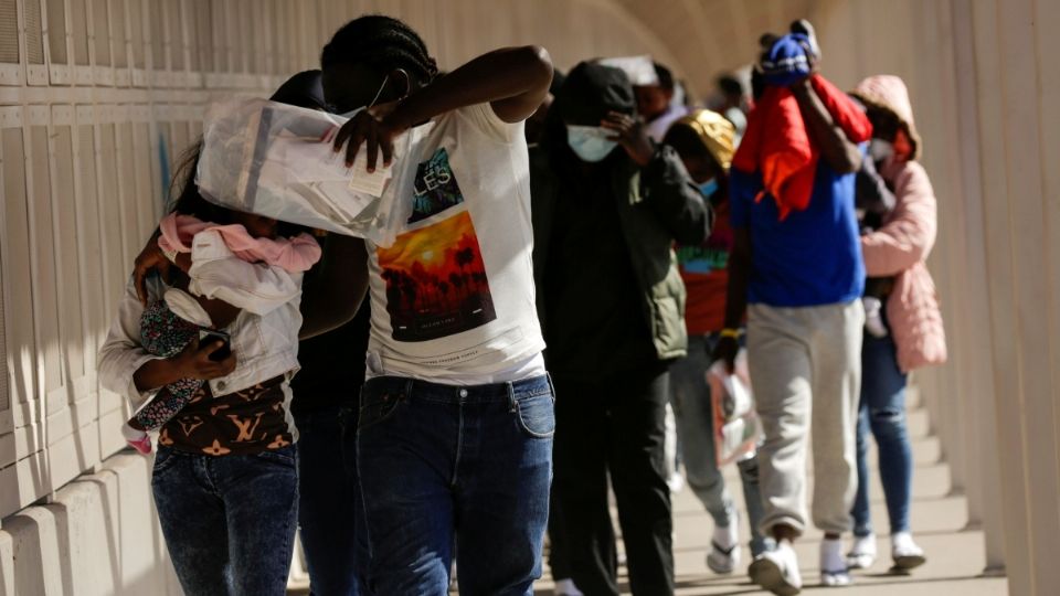 DATO. Crisis política y económica, las causas de la huida. Foto: Reuters