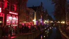 "Barrio Rojo" en Ámsterdam podría ser retirado del centro de la ciudad; aquí la razón