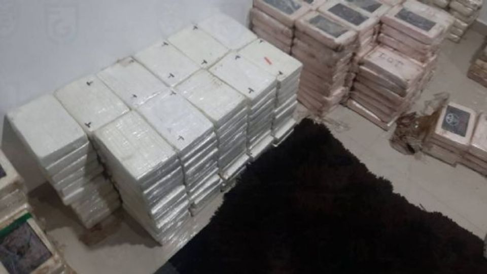 Decomisan 8009 kilos de cargamento de droga en Coapa. Foto: SSC CDMX