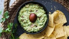 ¿Cómo hacer GUACAMOLE para disfrutar las botanas durante el SUPER BOWL?