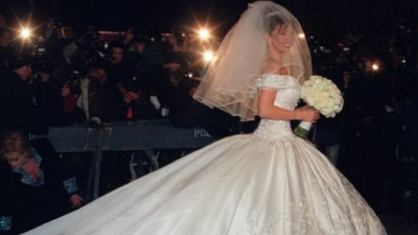 Vestido de NOVIA de Thalía será IMITADO para los 15 años de su hija