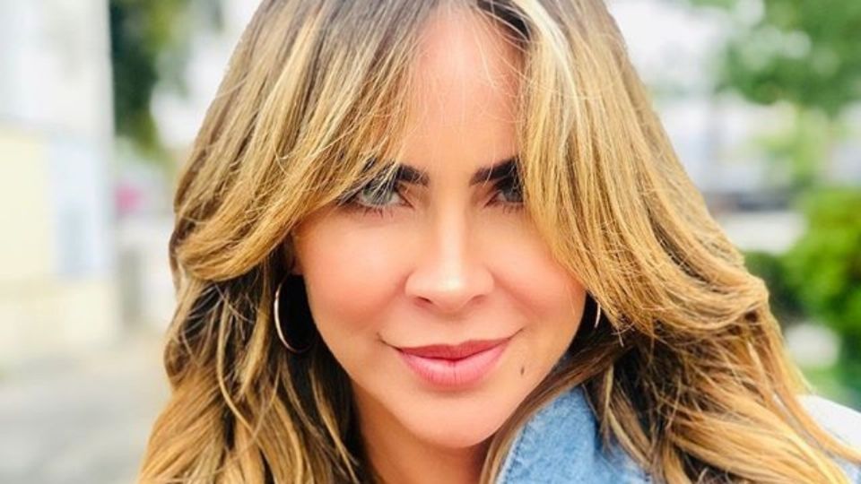 La actriz y conductora de origen cubano tiene 46 años y luce una figura que impacta a todos sus seguidores. Foto: Especial