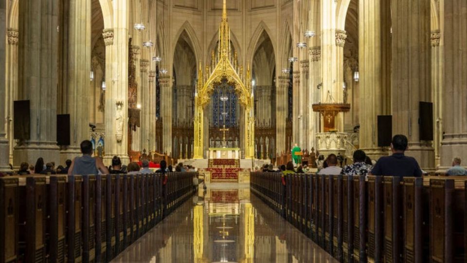 El porcentaje de católicos en México disminuyó en los 10 años recientes
FOTO: AP