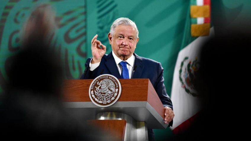 Acuerdo por democracia de AMLO lleva 25 firmas de gobernadores; incluidos 6 del PAN