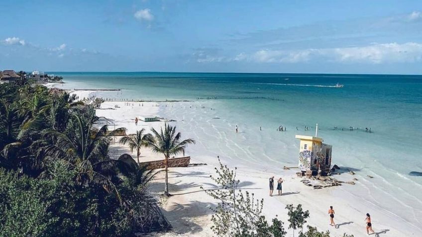 Huracán Beryl azotará Quintana Roo: hora de salida del transporte gratuito para evacuar Holbox