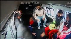 VIDEO:“¿Quieres un balazo o qué?” Así amenazan asaltantes a pasajeros de combi en Ecatepec