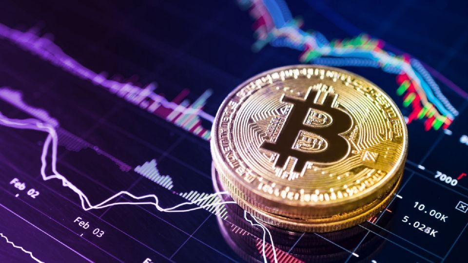 El bitcoin ha tenido una semana de tropiezos. Foto: Especial.