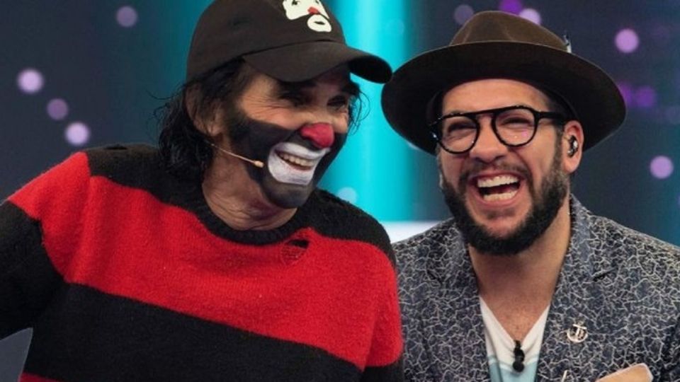 El conductor compartió imágenes junto al payasito de la tele. Foto: Instagram