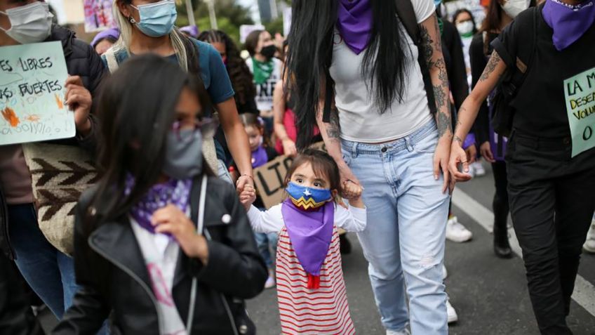 Crianza feminista, una forma de romper con el machismo, dando amor y comprensión desde la infancia