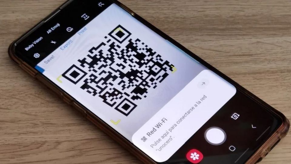 Las opciones son múltiples para generar un código QR, puedes hacerlo desde una aplicación hasta a través de una página de internet. Foto: Especial