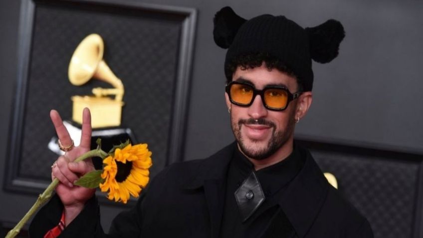 Premios Grammy 2021: Bad Bunny impacta al lucir FALDA  NEGRA y gorro de conejo | FOTO