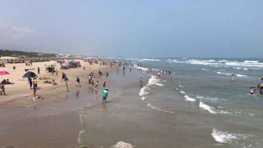 Sin importar la pandemia, miles disfrutan de la Playa Miramar en Tamaulipas