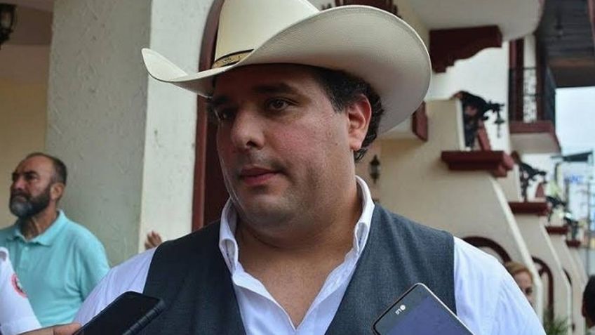 Adrián Esper reta a un debate en Estados Unidos