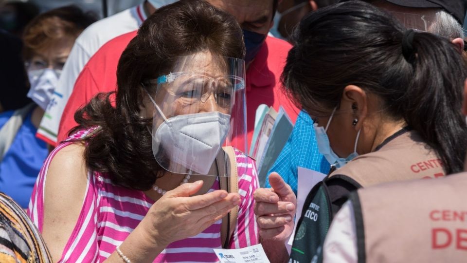 La vacunación se mantiene conforme lo acordado. Foto: Cuartoscuro