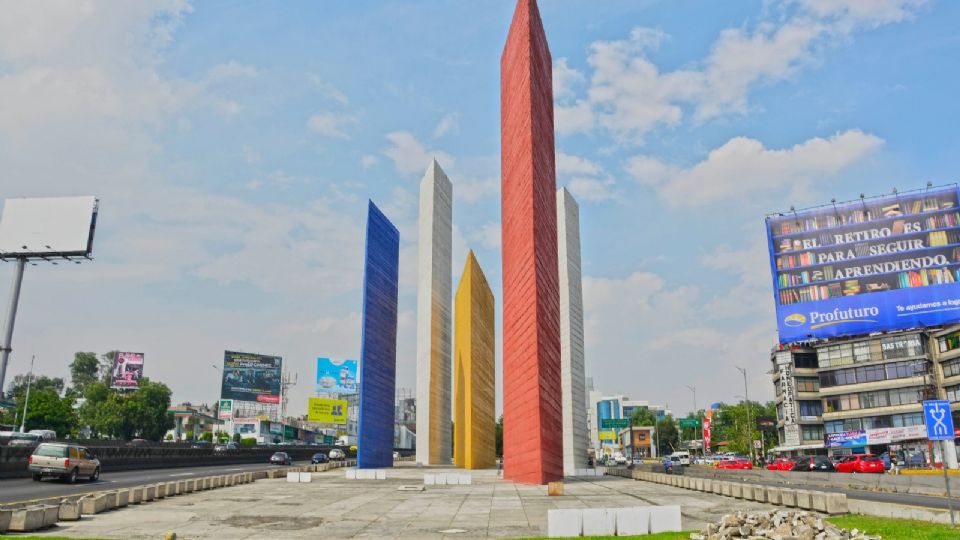 LUIS BARRAGÁN. Torres de Satélite, Ciudad de México, 1957-
1958. Foto: cortesía Secretaría de Cultura, INBAL