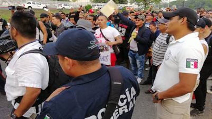 INM asegura en Nuevo León a migrantes con permisos falsos emitidos en Chiapas