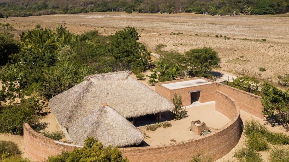 ALVARO SIZA. Pabellón de Barro, Casa Wabi,  Oaxaca, 2017. João Morgado. Cortesía: Fundación Casa Wabi.