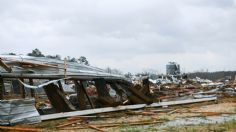 ¡Lo que faltaba! Alertan por peligrosos TORNADOS en estos ESTADOS de EU