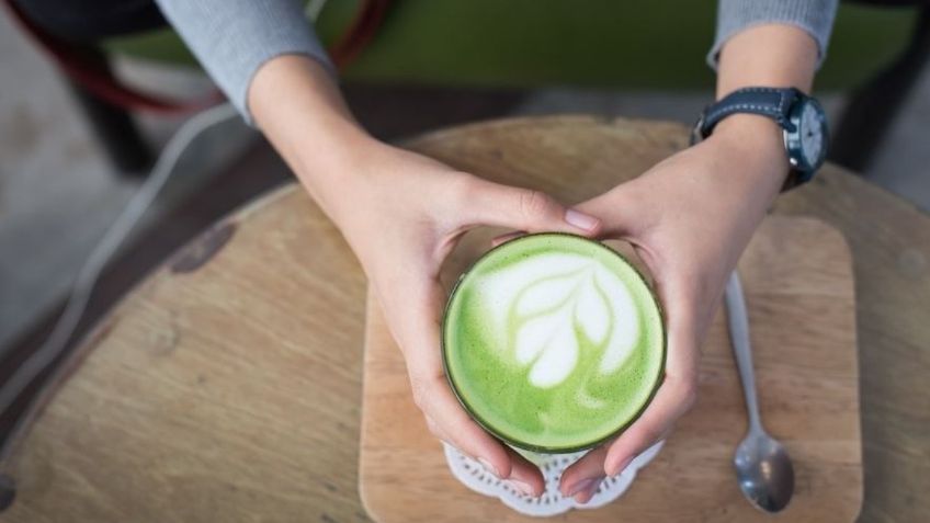 Jugo verde de matcha, ideal para bajar de peso rápidamente y fortalecer el sistema inmunológico