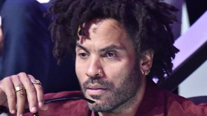 Así fue el BOCHORNOSO momento cuando Lenny Kravitz rompe su pantalón en concierto que dejó TODO al descubierto