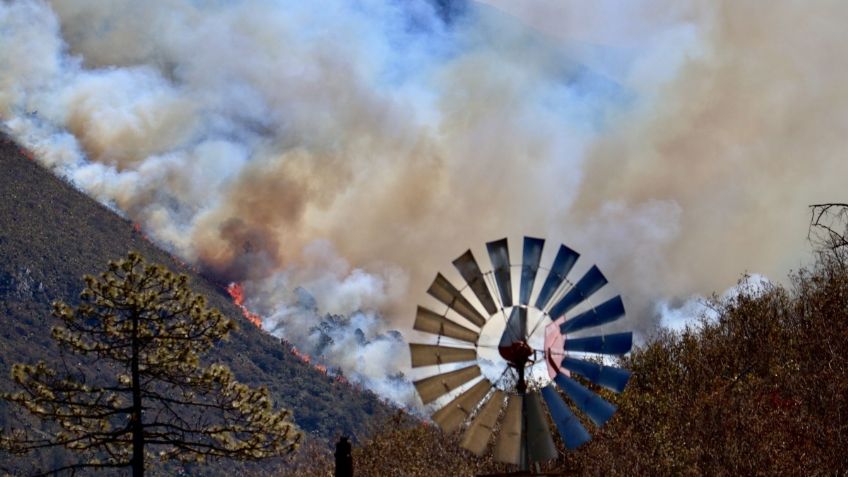 Suspenden combate a incendio en Coahuila por condiciones climatológicas