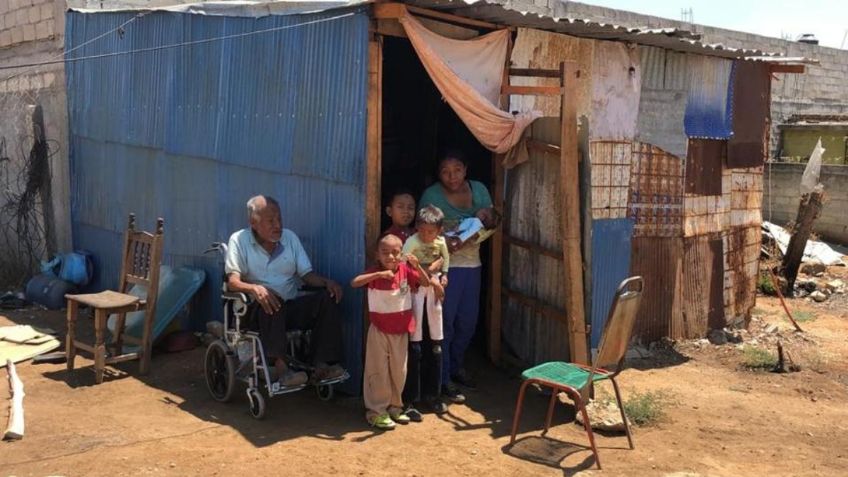 Oaxaca: Niños que llevaron a vacunar a su abuelito en carriola reciben ayuda humanitaria