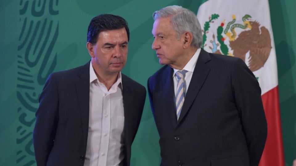 El presidente López Obrador junto al vocero Jesús Ramírez. Foto: Guillermo O’Gam