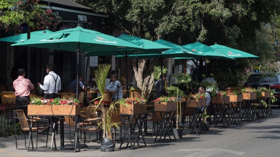 El sector restaurantero también tuvo una caída durante el mes de febrero. Foto: Archivo