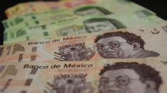 Peso pierde y bolsa avanza ligeramente durante la apertura