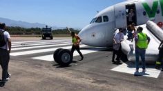 VIDEO: Así bajaron a los pasajeros del avión accidentado en Puerto Vallarta