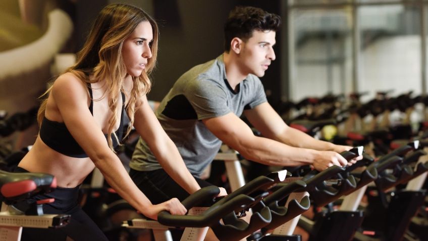 ¡Rápido y seguro! Conoce los PROS y CONTRAS de hacer spinning sin Coach