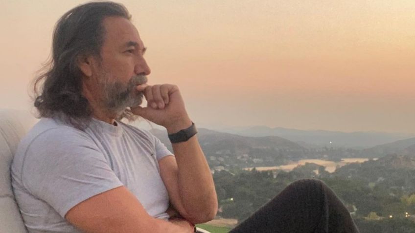 Marco Antonio Solís publica ¿ROMÁNTICO poema tras caída de WhatsApp?