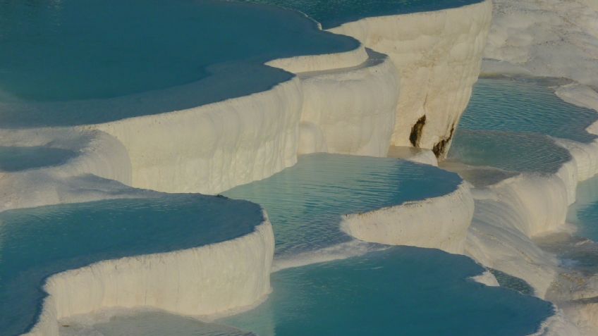 ¿Eres amante de los viajes? Tienes que CONOCER Pamukkale, el PALACIO de algodón de Turquía